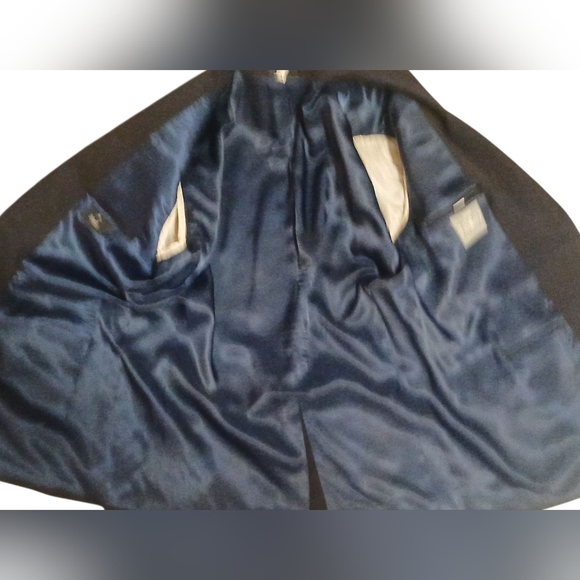Hart Schaffner & Marx - Navy Blue Blazer, Mens 46R,  100% Wool, Single Breast - Picture 6 of 12